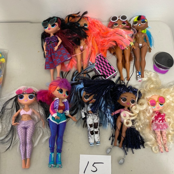 6 LOL Surprise 9” Dolls and 3 LOL 7” Dolls. Total: 9 dolls lot - Picture 13 of 13